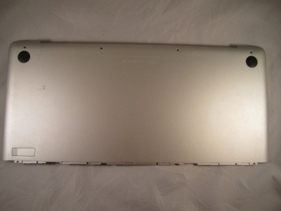 Upper Bottom Cover - Late 2008 / Early 2009 A1286 15" MacBook Pro